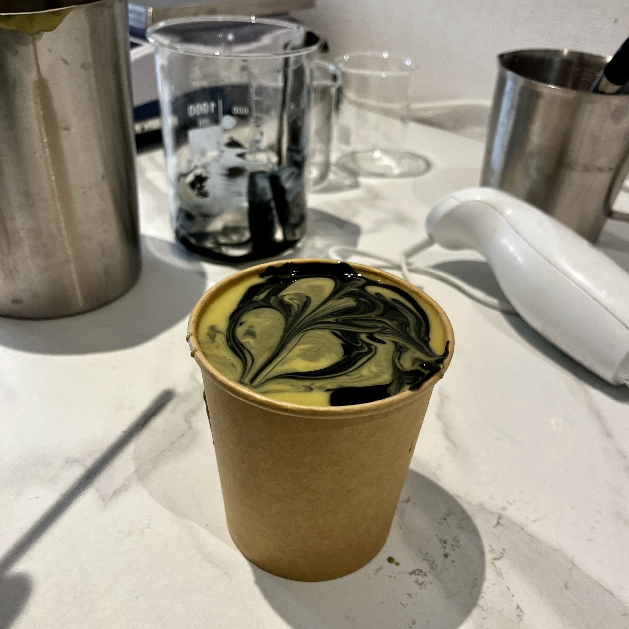 fabrication de savon en atelier en groupe dans le Morbihan