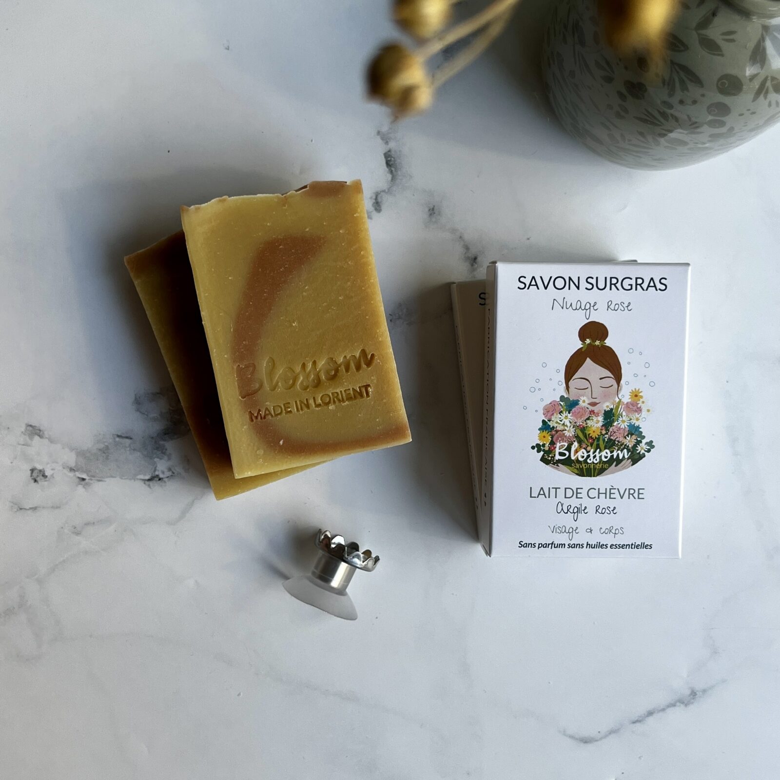 coffret cadeau un savon au lait de chèvre et son porte-savon aimanté