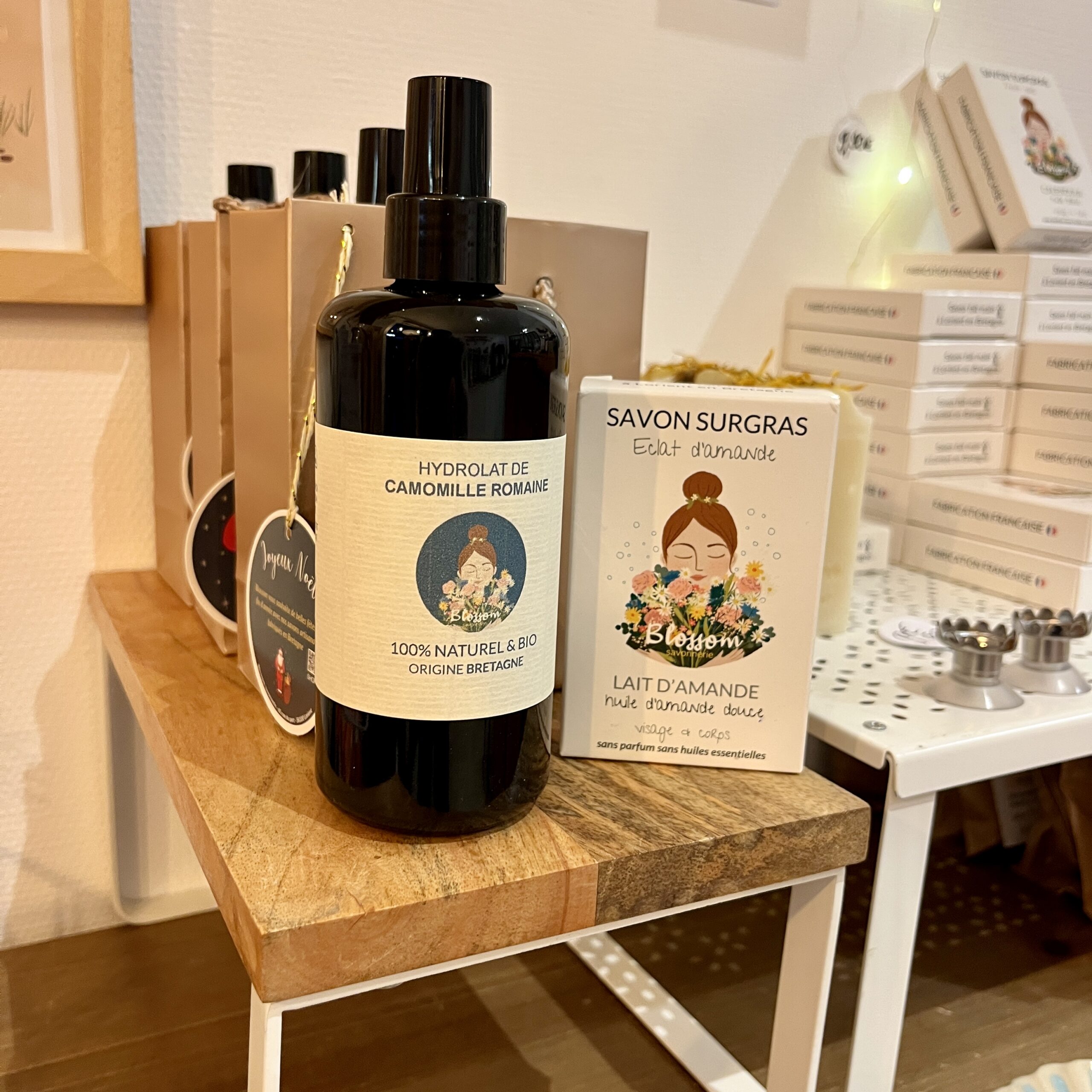 routine beauté naturelle pour les peaux sèches : savon à l'amande & hydrolat de camomille