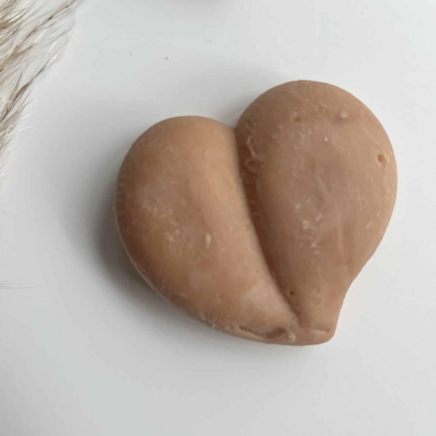 savon en forme de coeur pour réception ,baptême, mariage