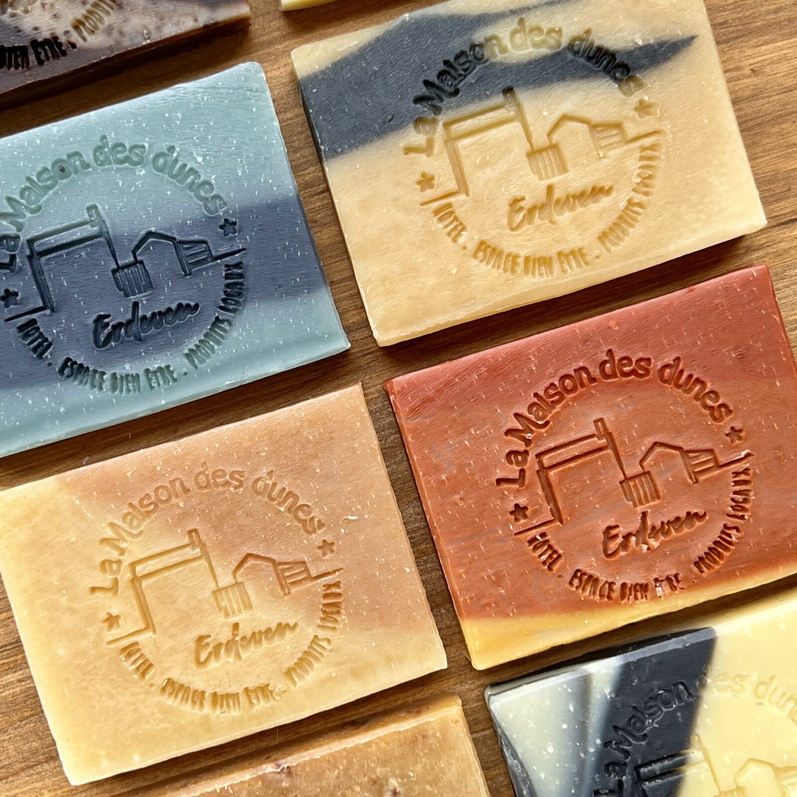 savons d'accueil personnalisés au logo de l'hôtel