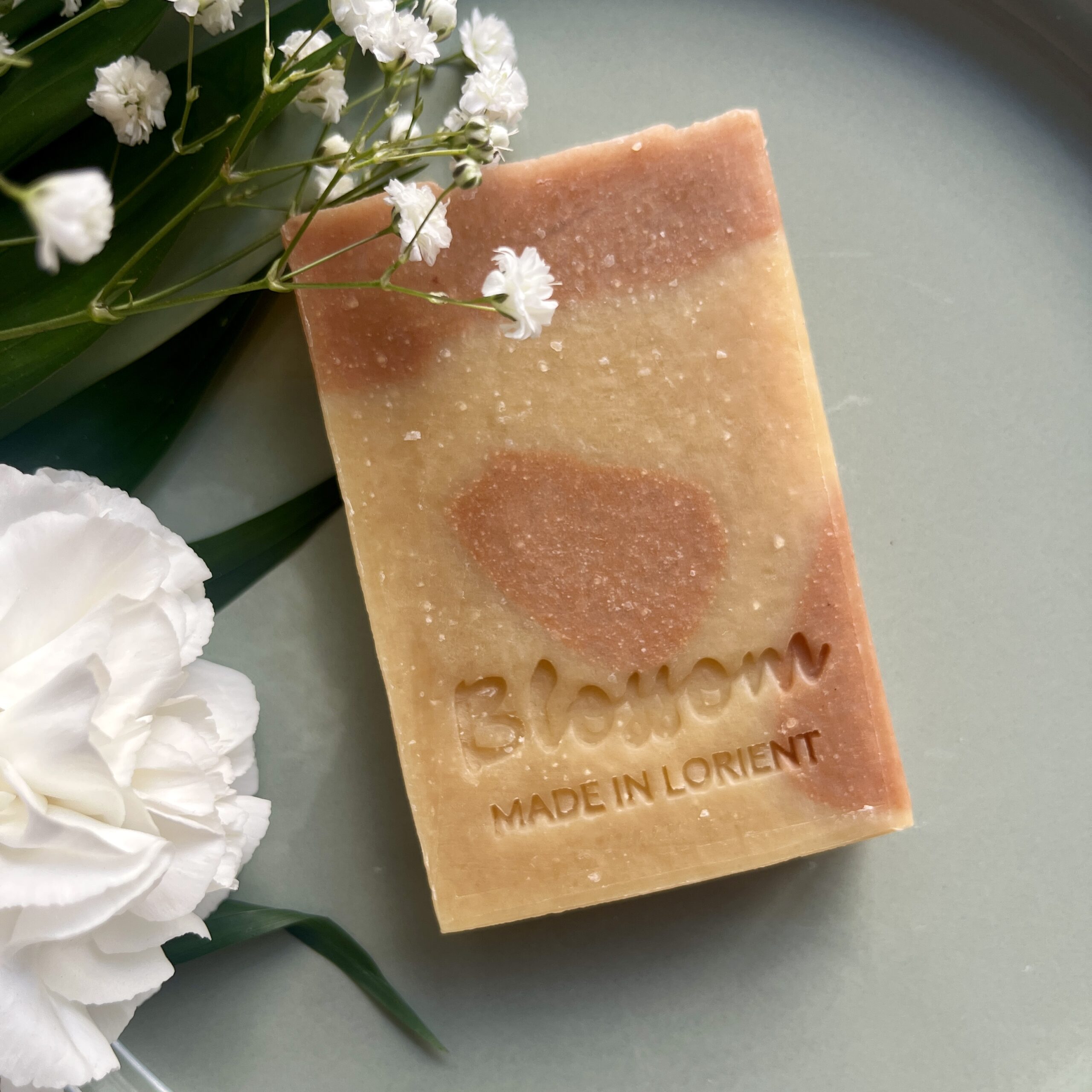 savon au lait de chèvre bio pour les peaux acnéiques et sensibles