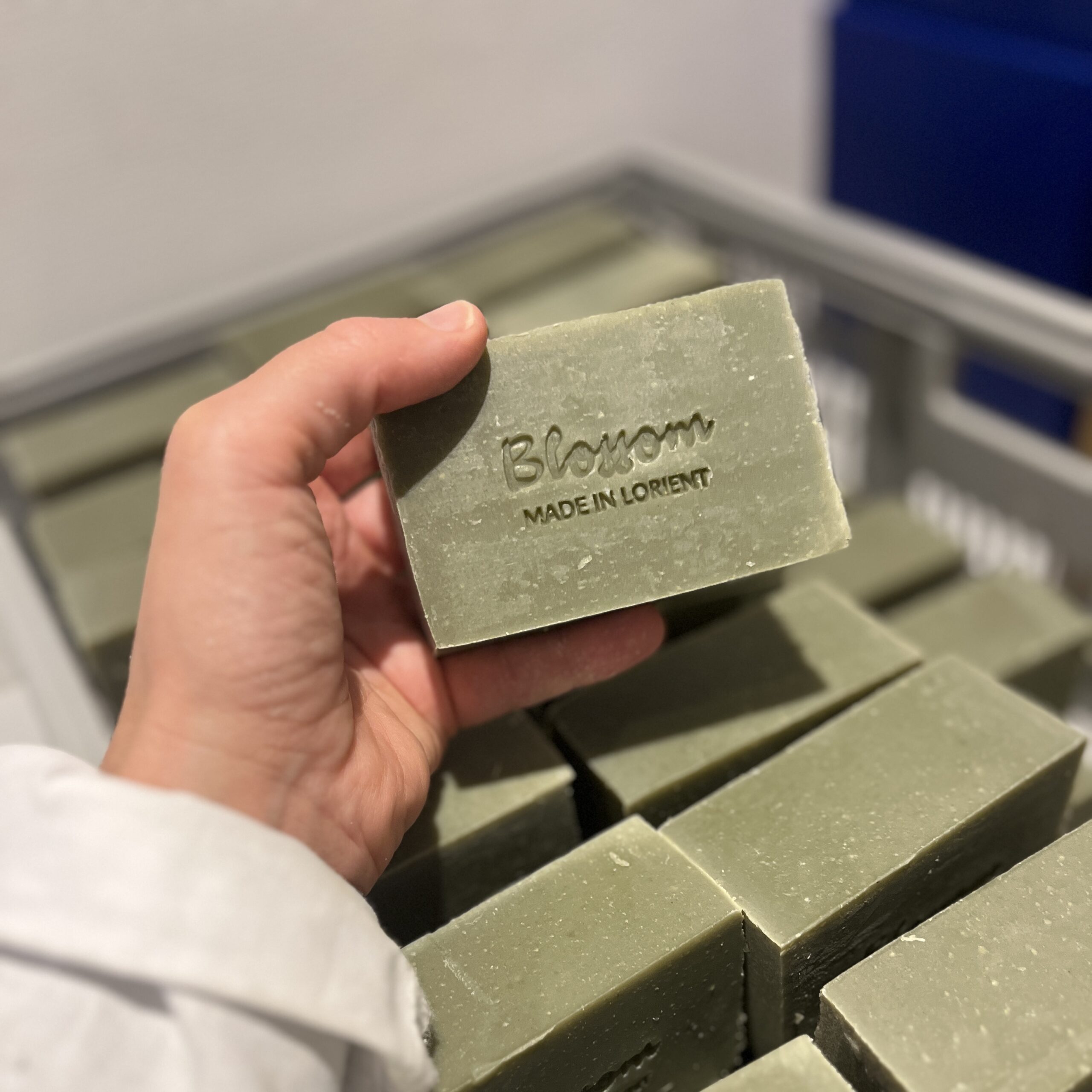 Produits ménagers naturels savon vaisselle et savon détachant