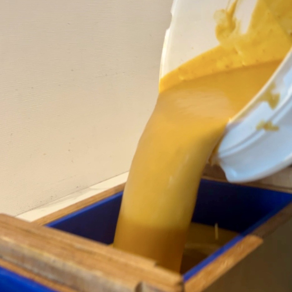 atelier savon en groupe à Lorient dans le Morbihan