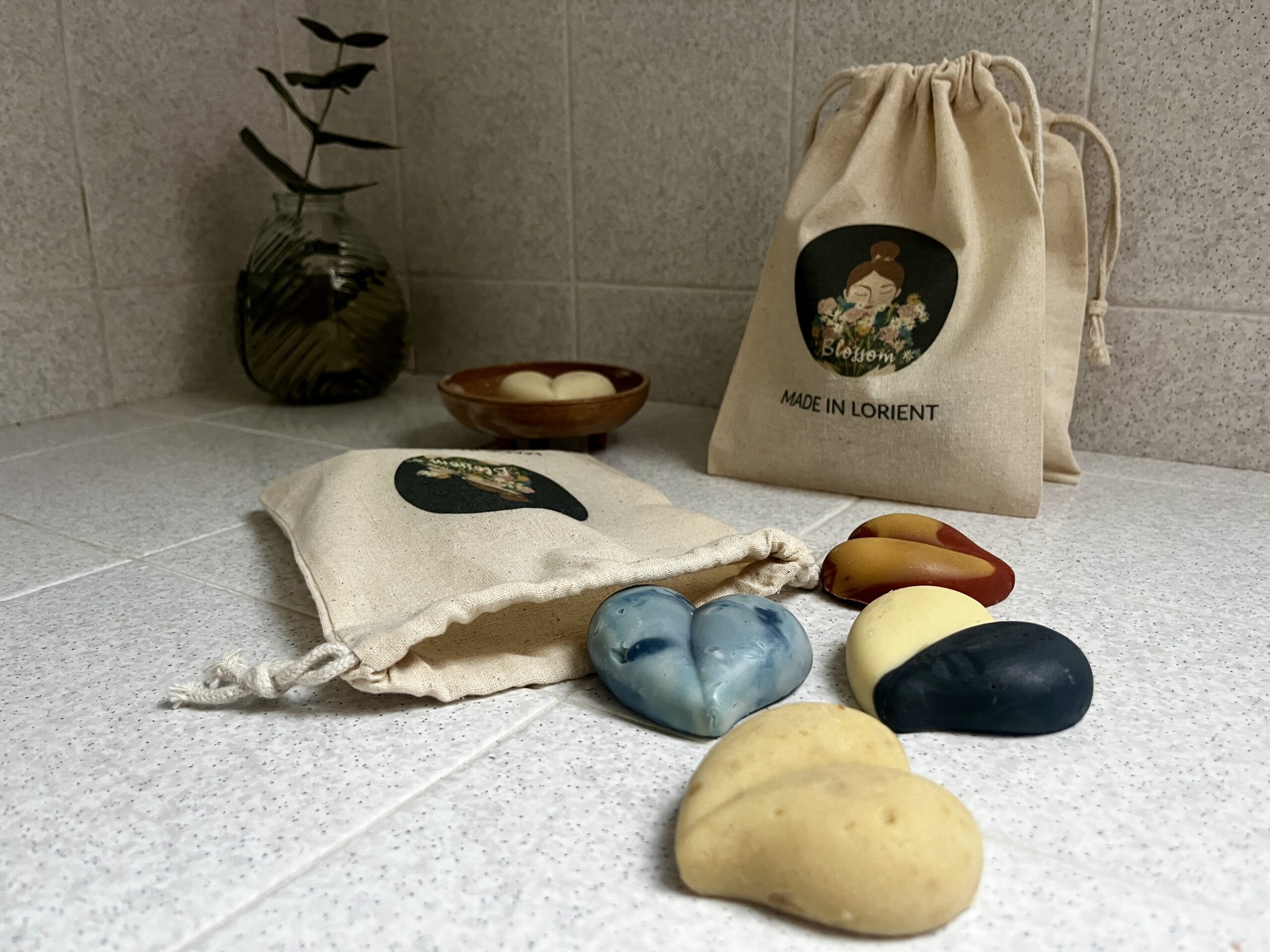coffret cadeau st Valentin des savons en forme de coeur