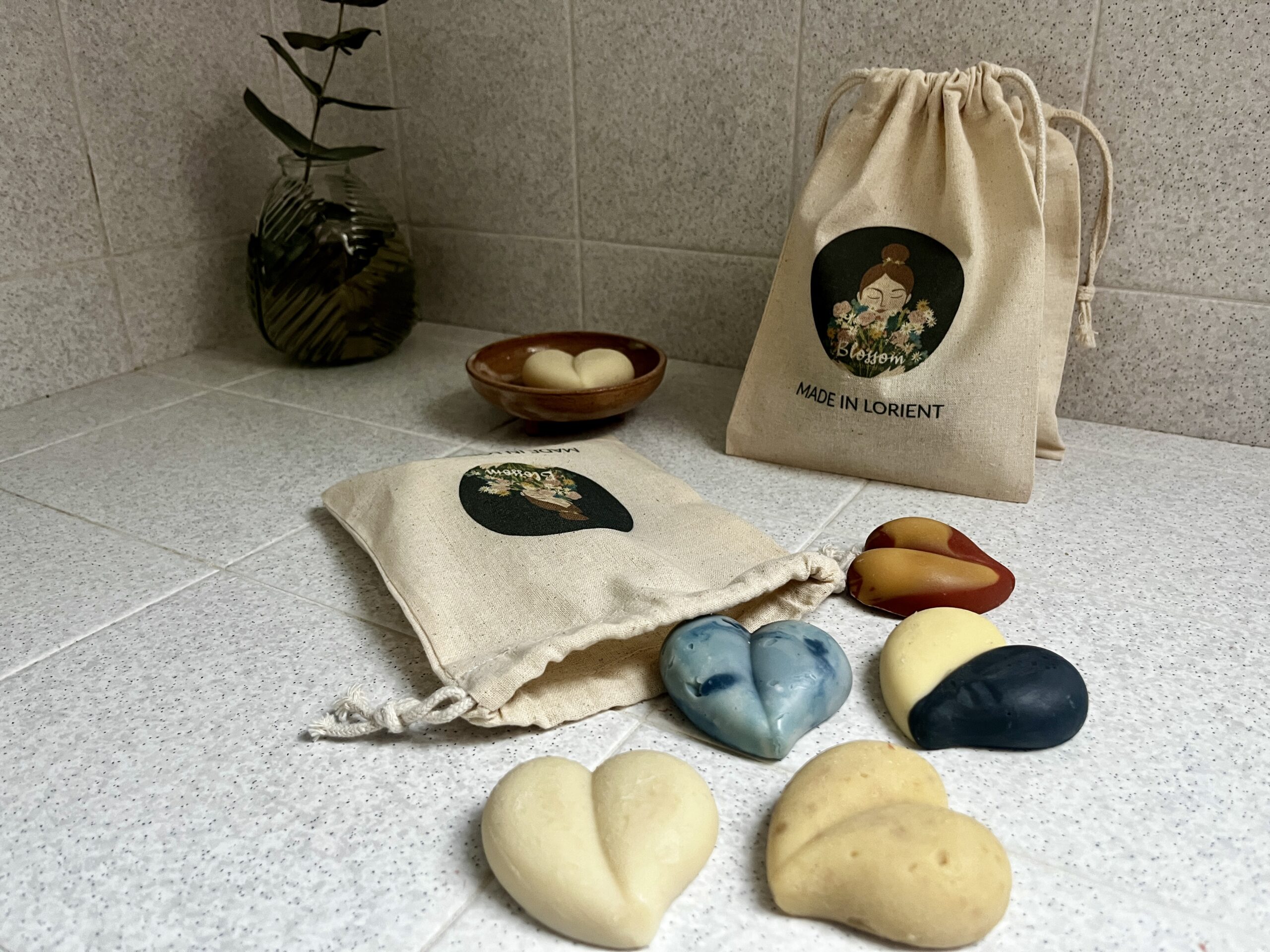 coffret cadeau st Valentin des savons en forme de coeur