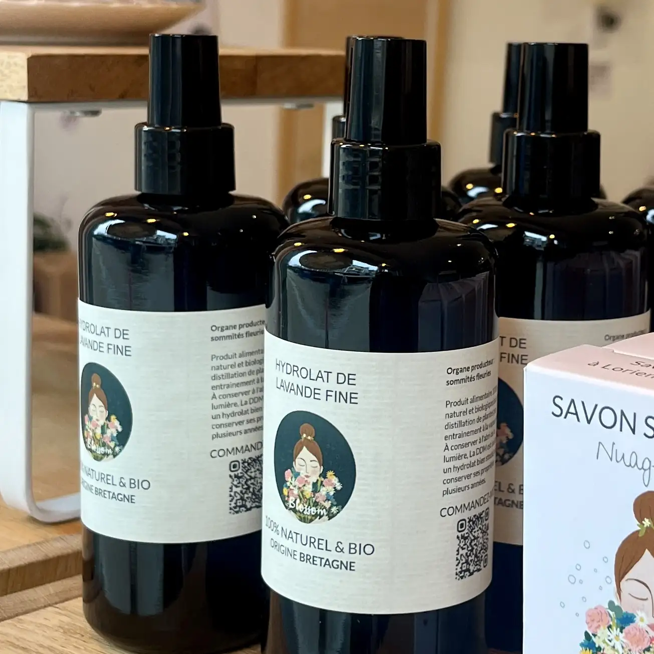 hydrolat bio naturel pour la peau origine Bretagne