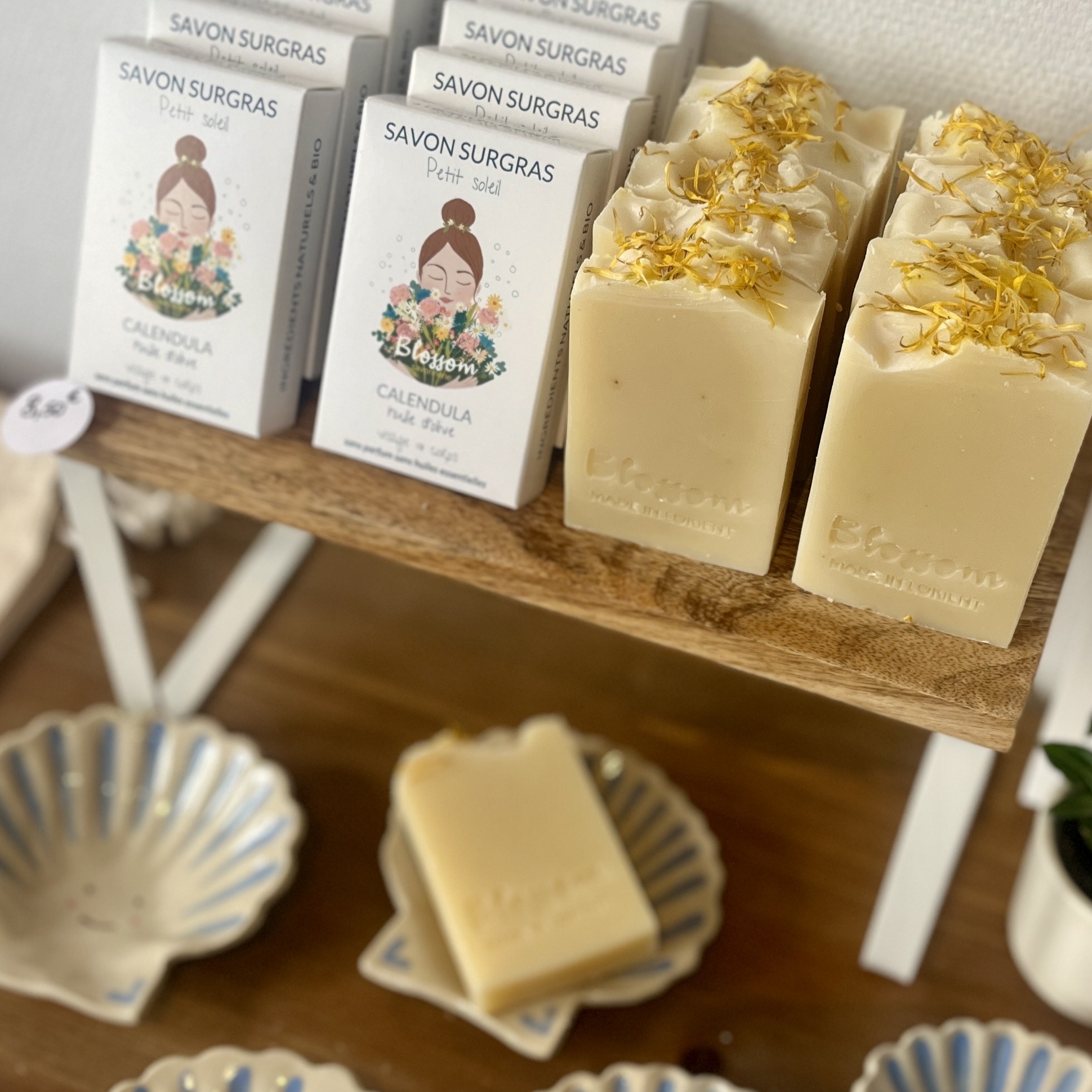 Savon artisanal surgras fabriqué à la main en Bretagne avec des ingrédients bio et locaux