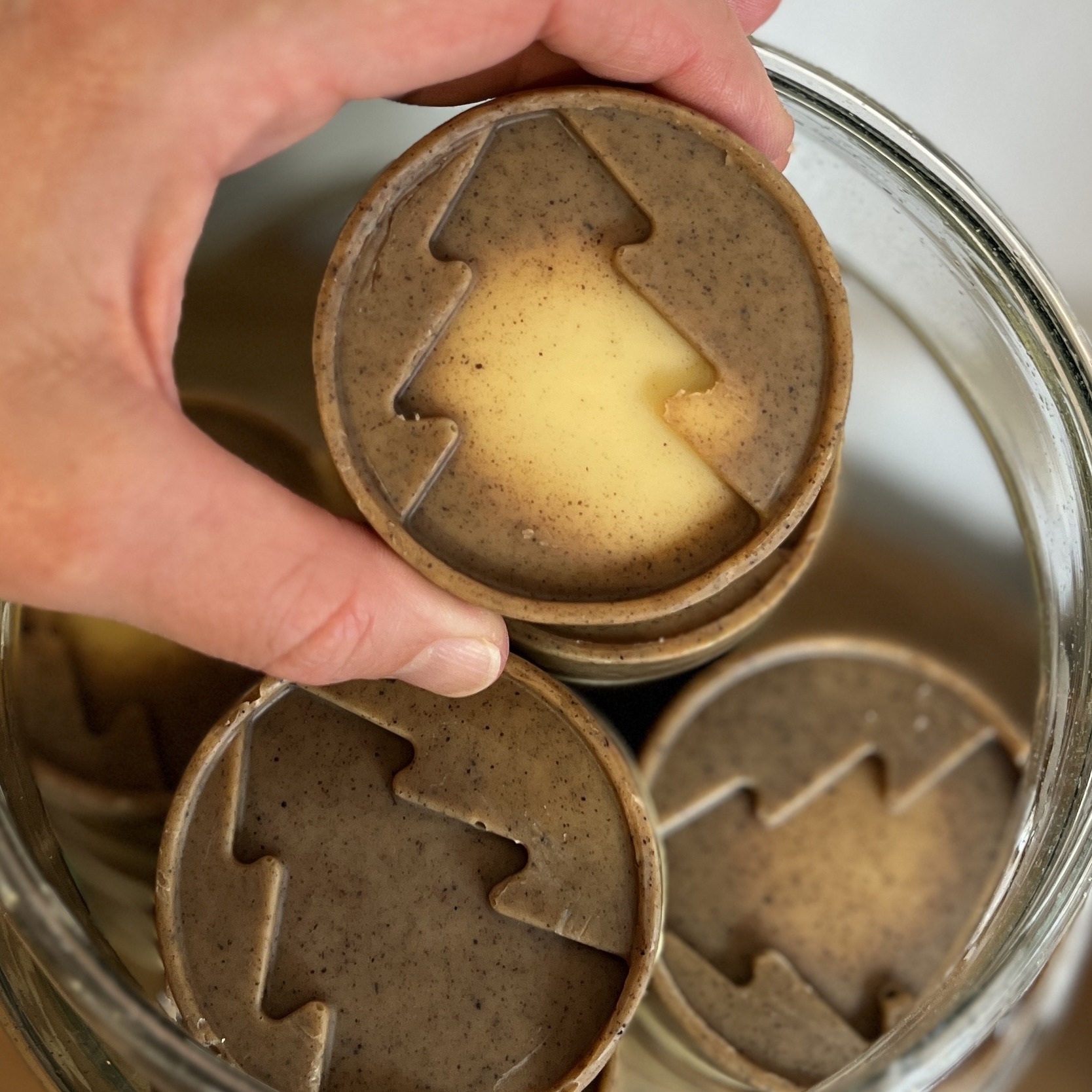Savons artisanaux naturels en édition limitée pour Noël, fait main à Lorient en Bretagne