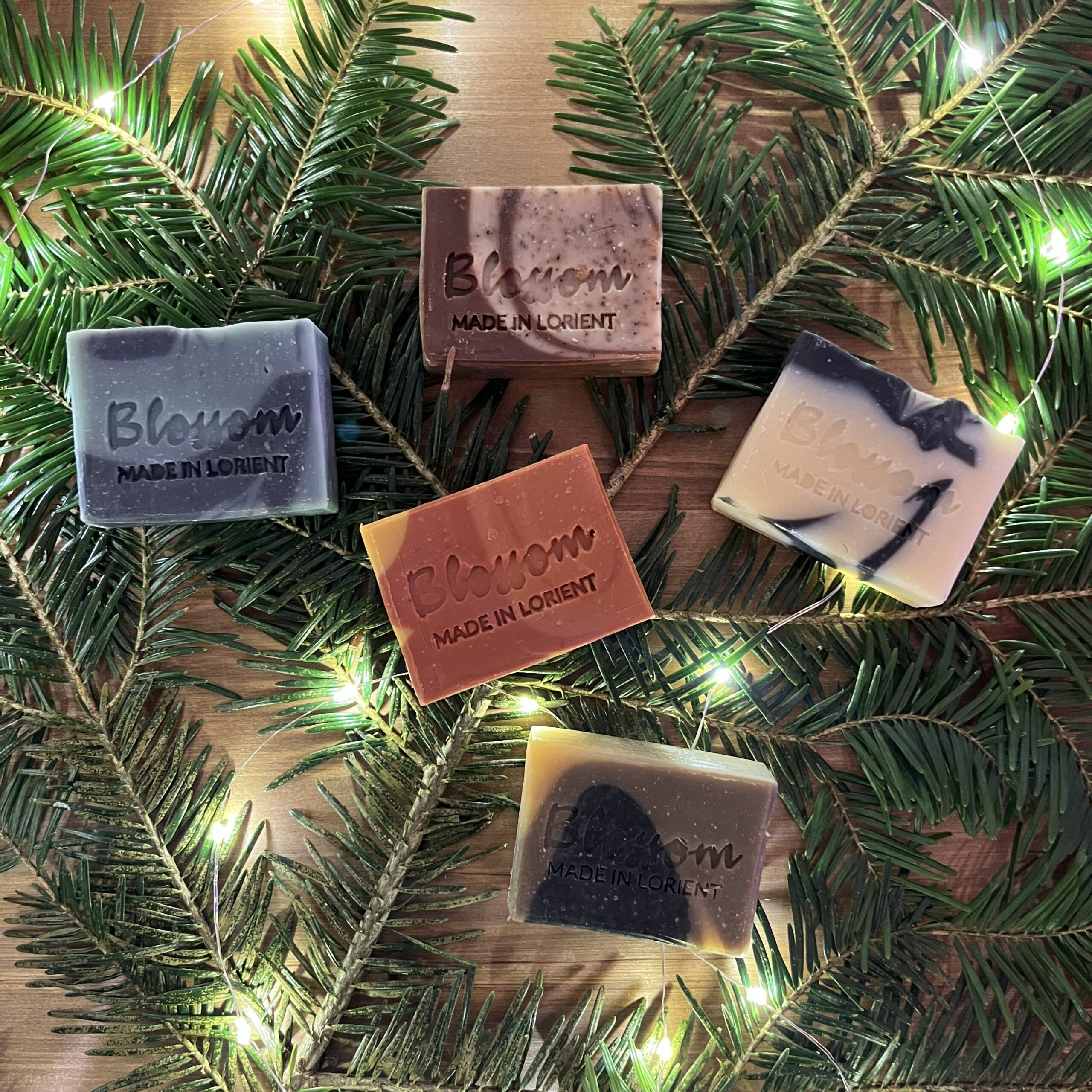 Coffret cadeau de 5 savons artisanaux parfumés