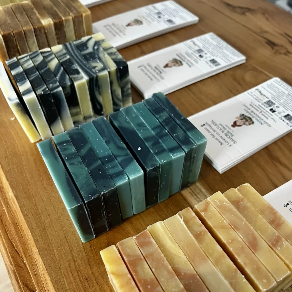 savons invités artisanaux fabriqués en Bretagne pour mariages