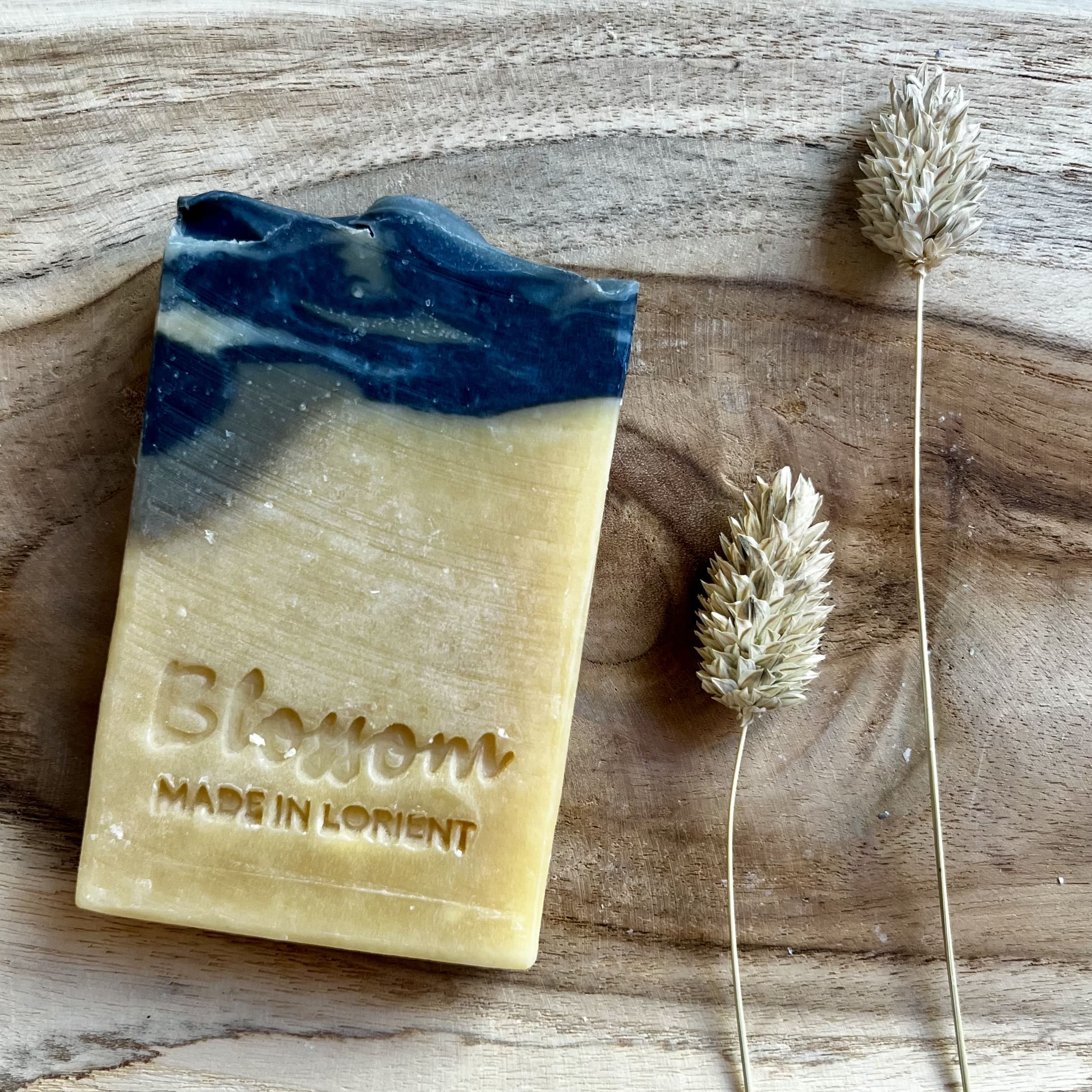 Savon au lait de chèvre bio pour acné et imperfections